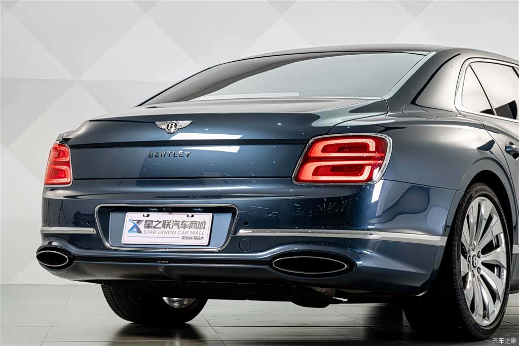 Bentley Flying Spur, 2021 8