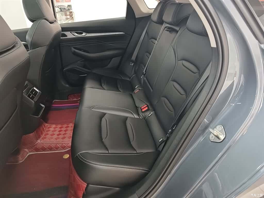 Geely Preface, 2022 17