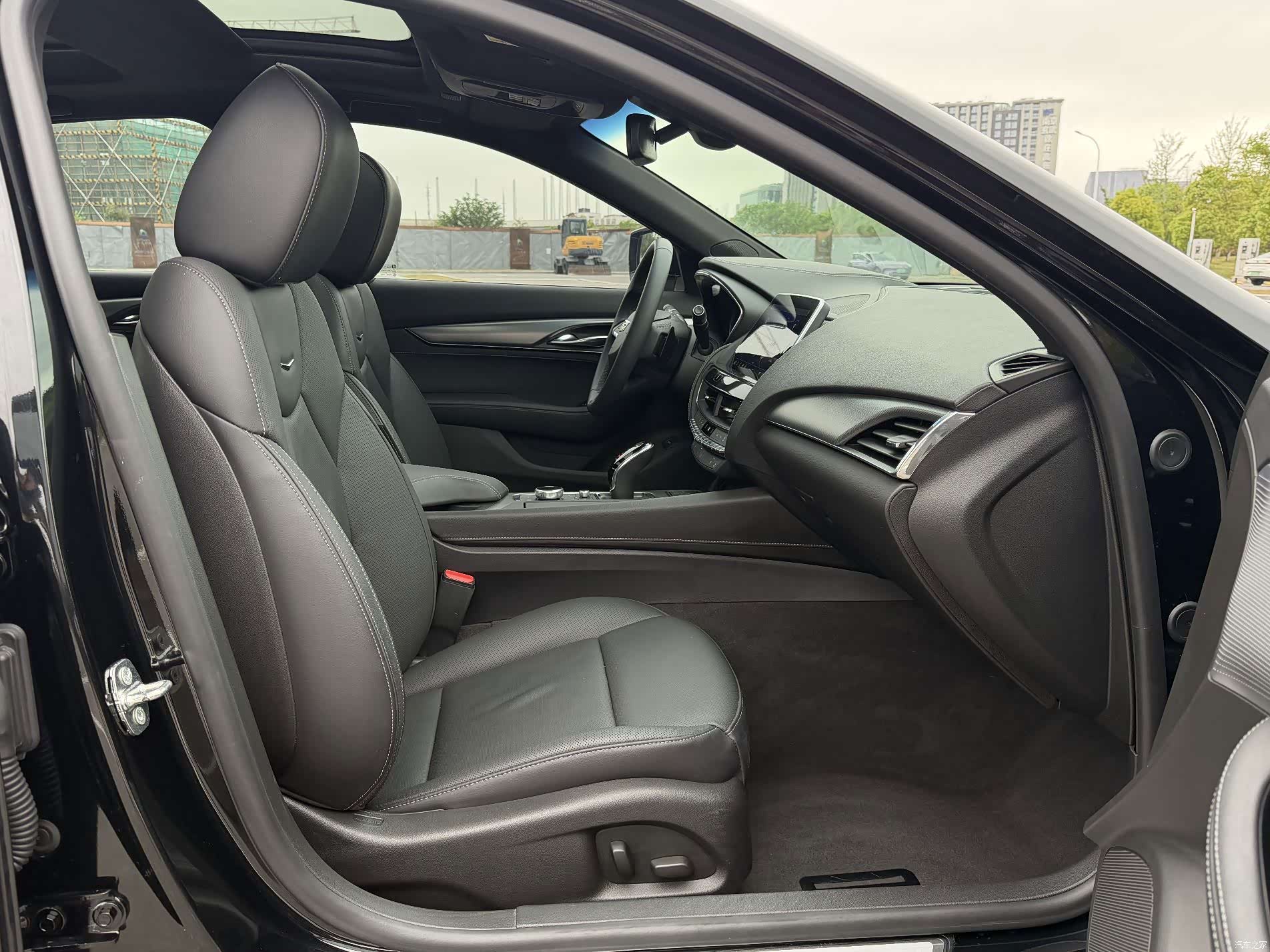 Cadillac CT5, 2022 16