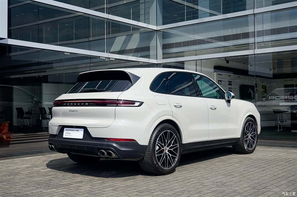 Porsche Cayenne, 2025 7