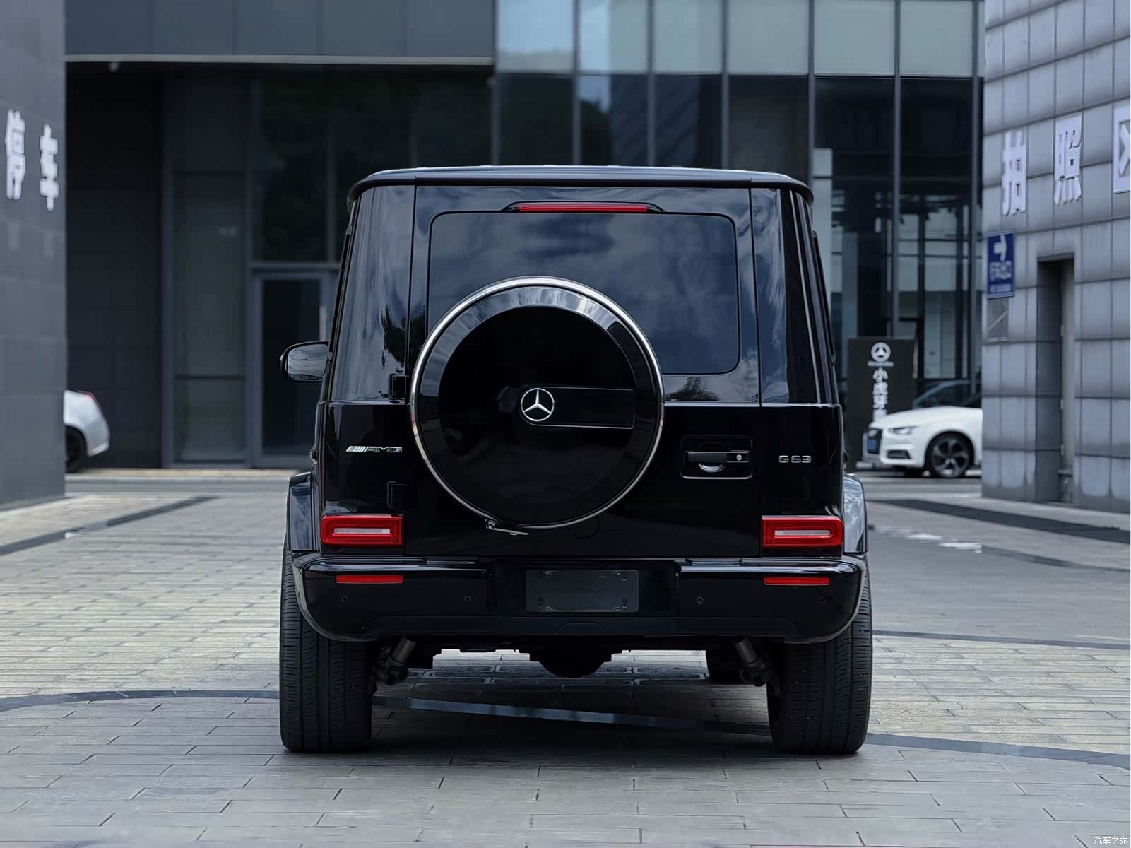 Mercedes-Benz G-Class, 2022 4
