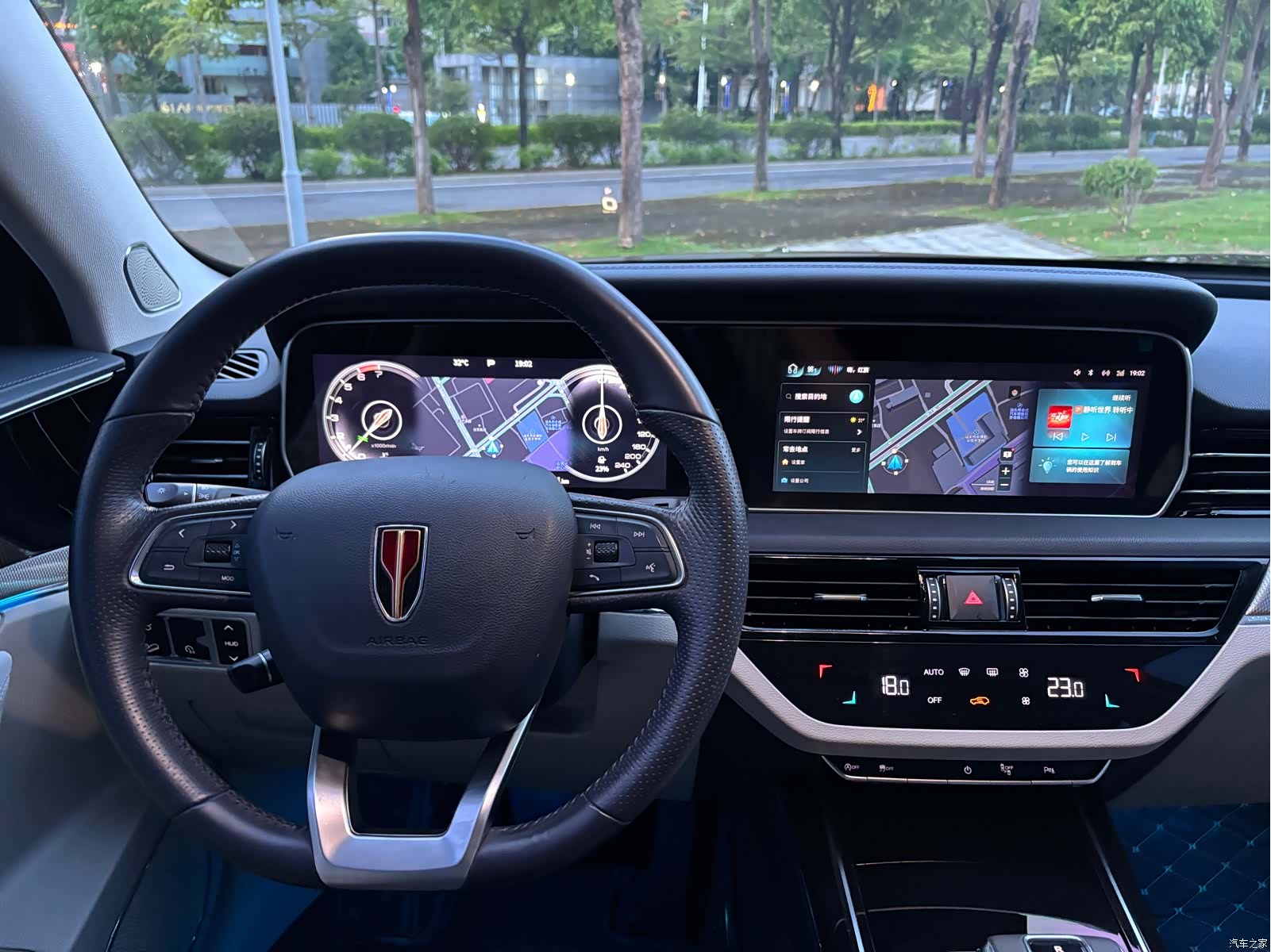 Hongqi HS5, 2022 20
