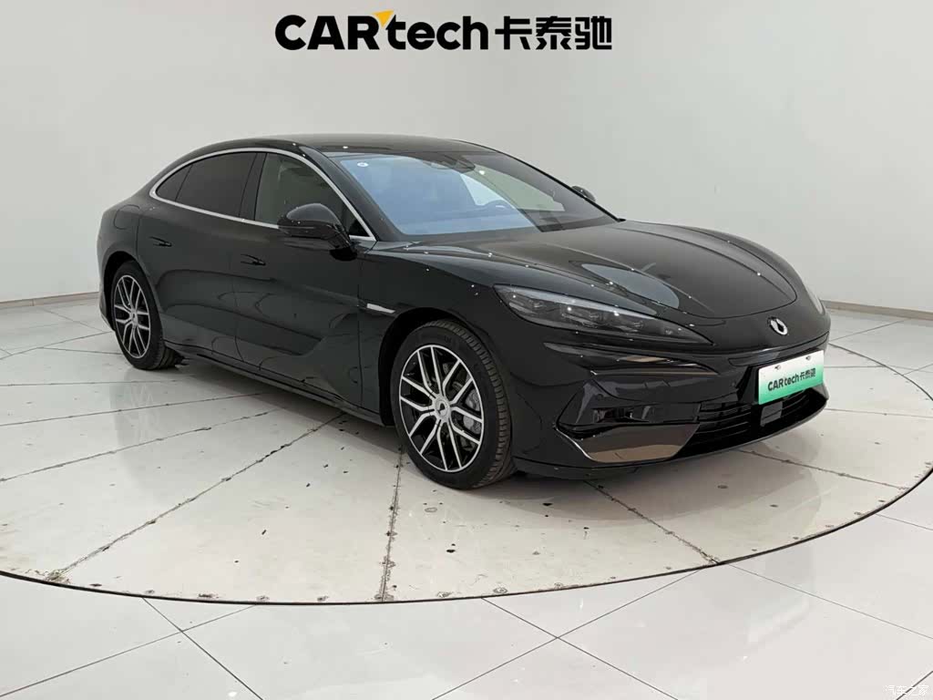 Denza Z9, 2024 4