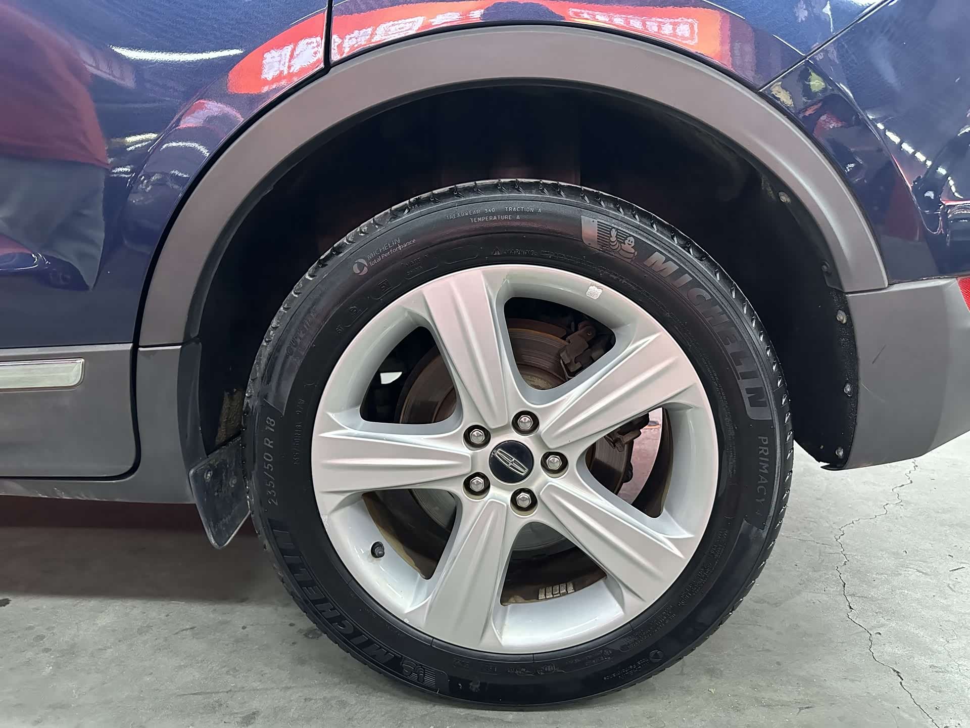 Lincoln MKC, 2017 13