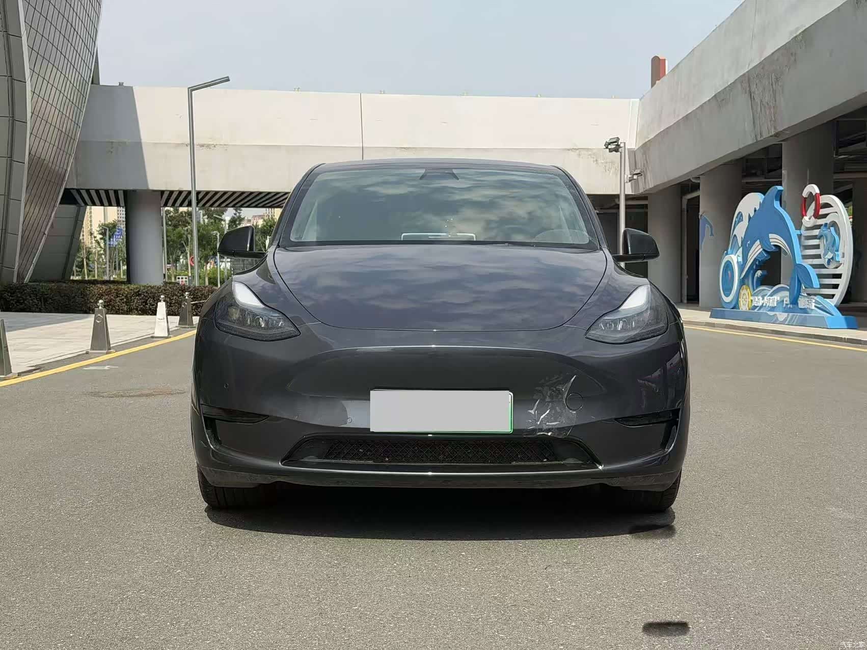 Tesla Model Y, 2023 2