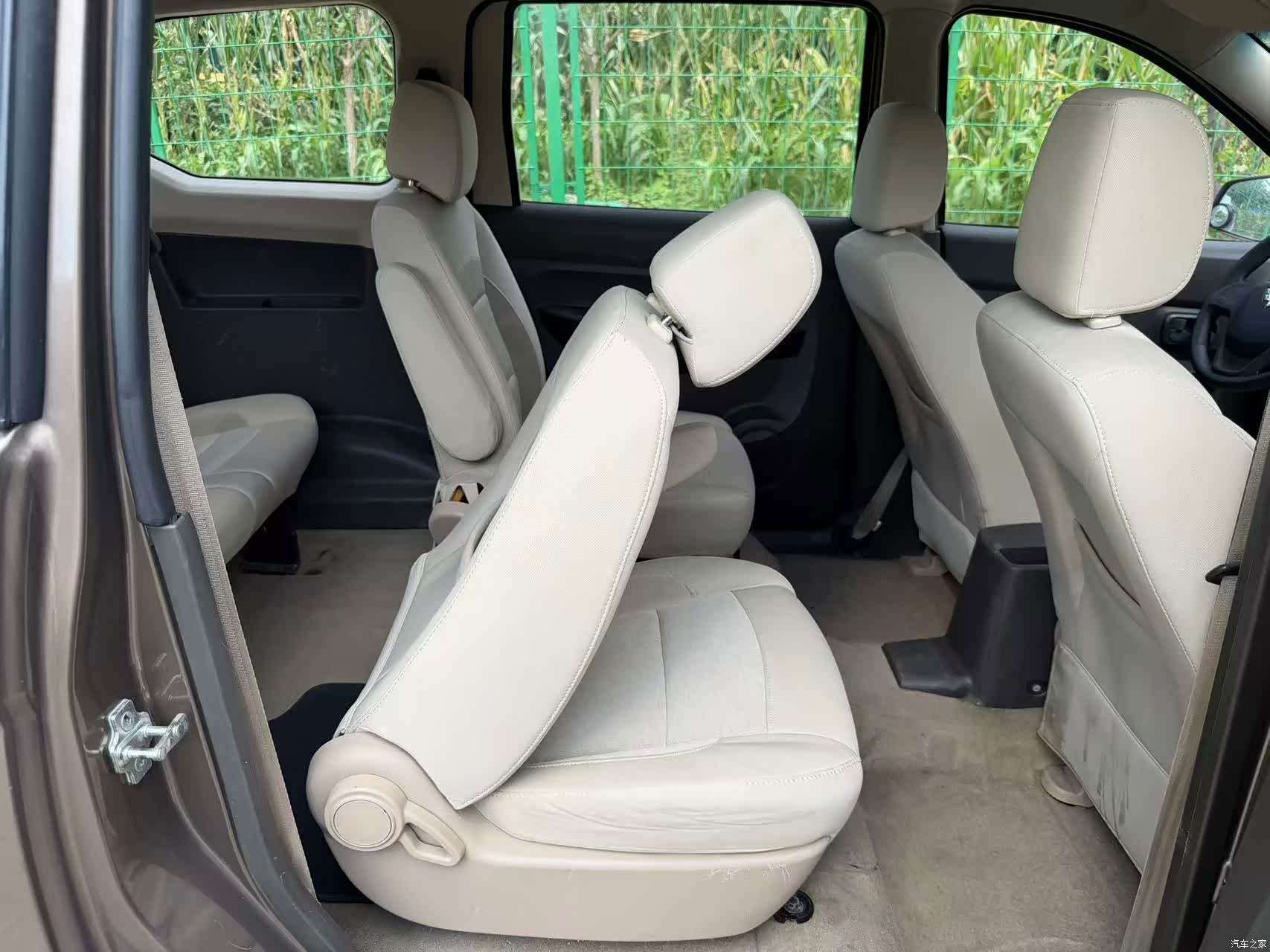 Wuling Hongguang, 2016 9