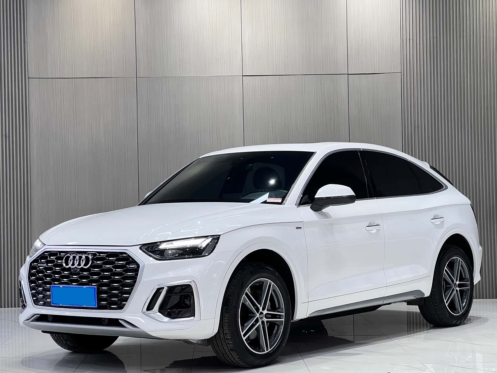 Audi Q5L, 2023 1