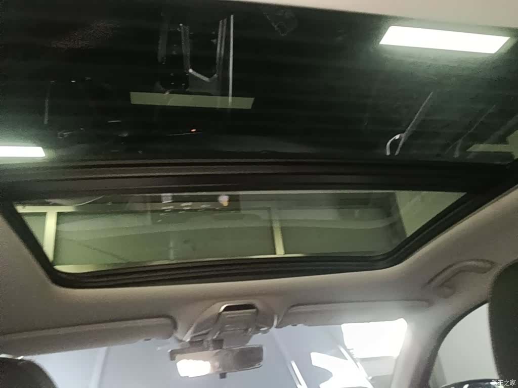 Geely Preface, 2022 18