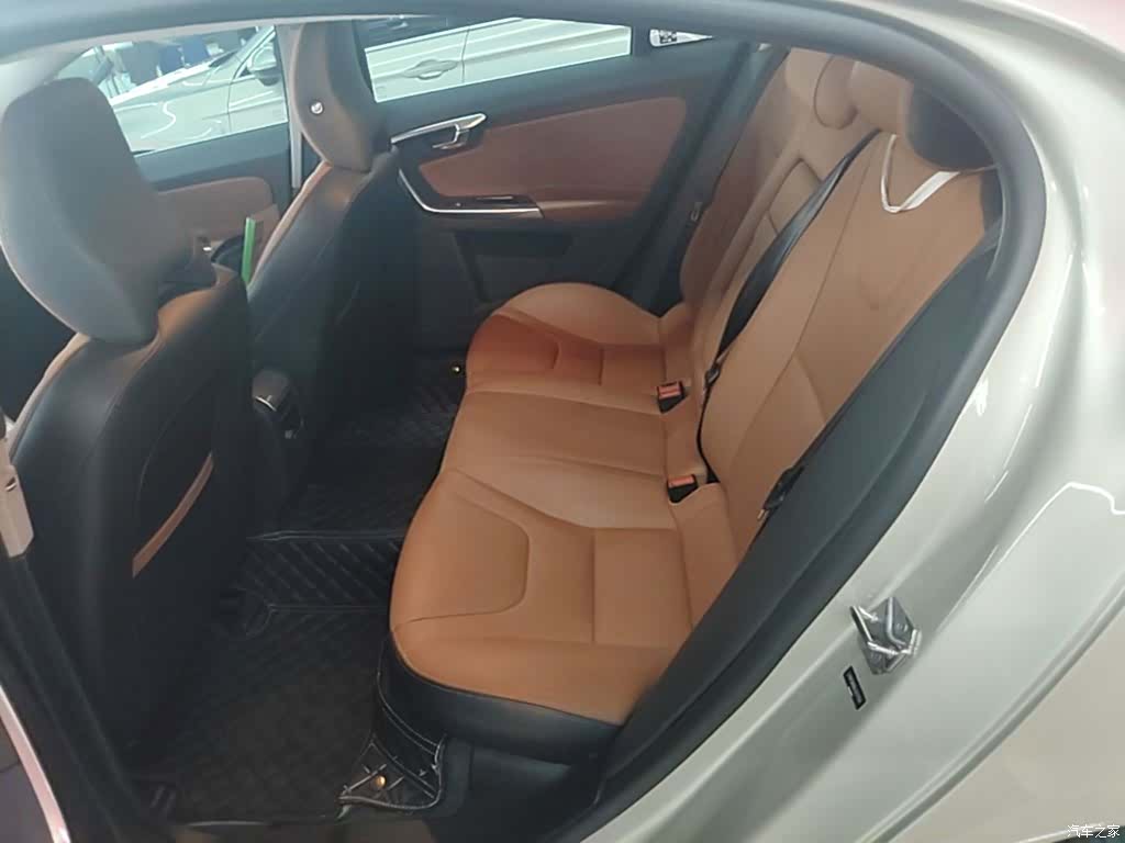 Volvo S60, 2020 17