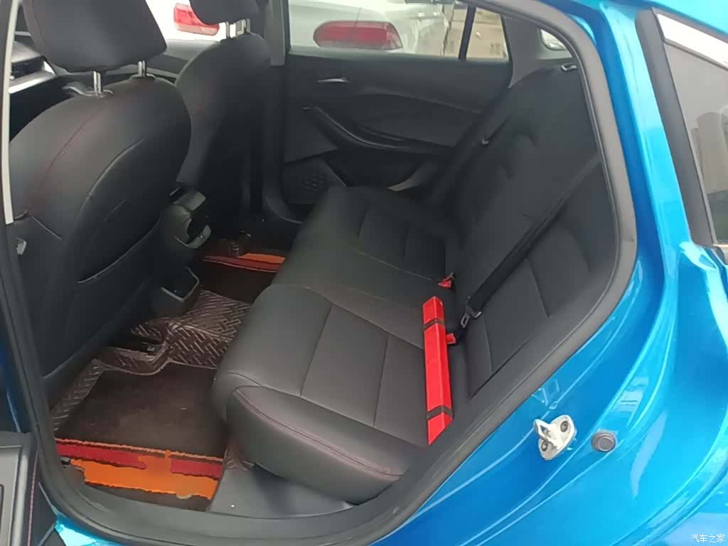 MG MG5, 2021 17