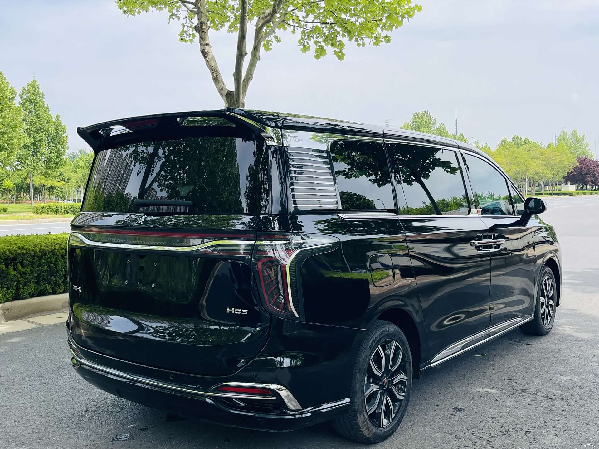 Hongqi HQ9, 2023 19