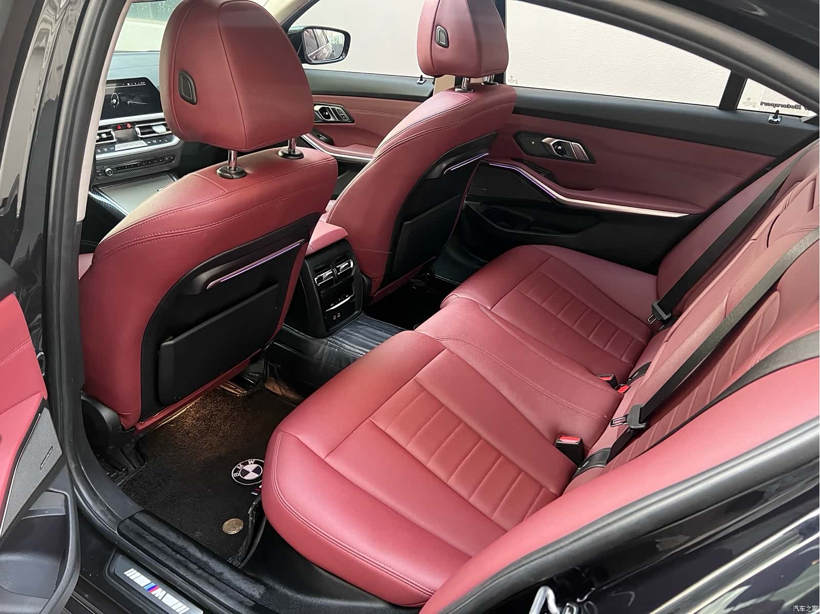 BMW 3 Series, 2020 все фото