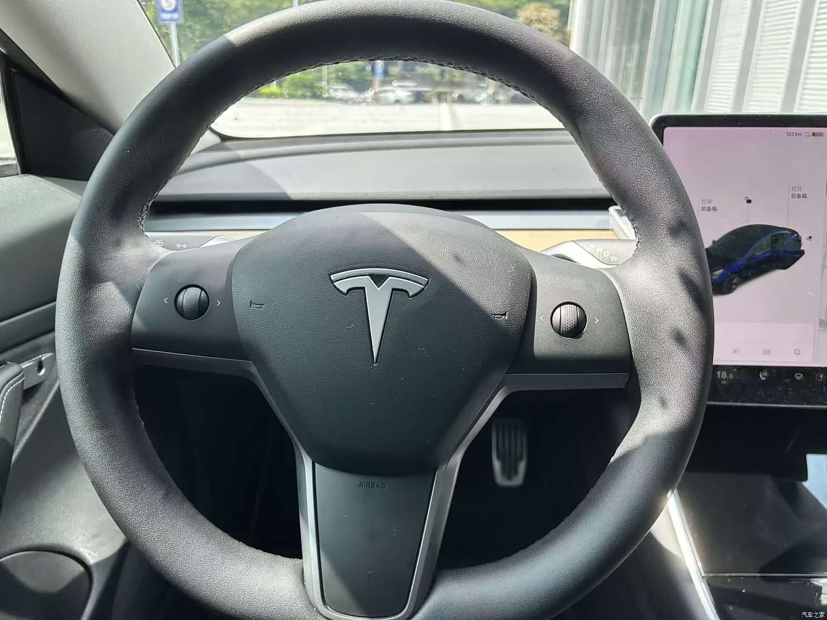 Tesla Model 3, 2020 11