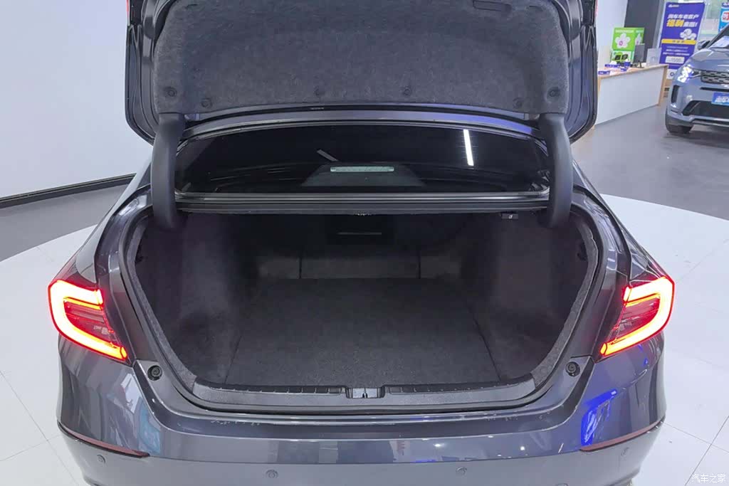 Honda Accord, 2022 4