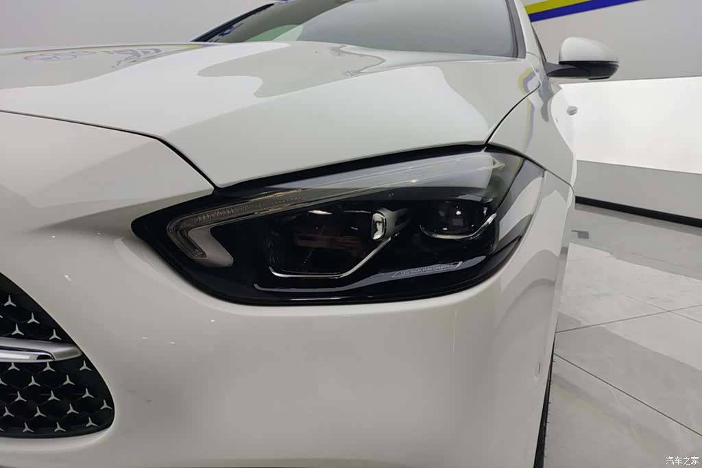 Mercedes-Benz C-Class, 2024 все фото