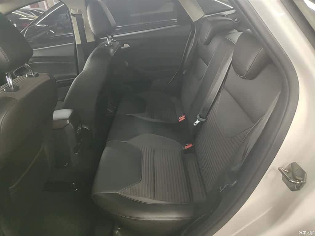 Ford Focus, 2018 17