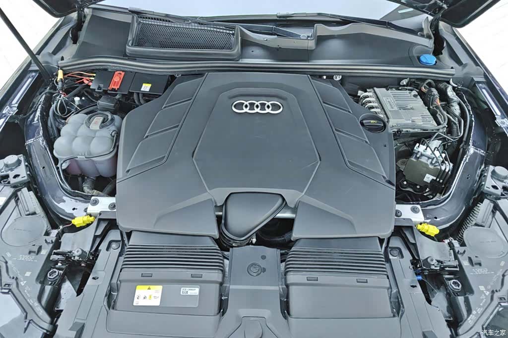Audi Q7, 2021 10