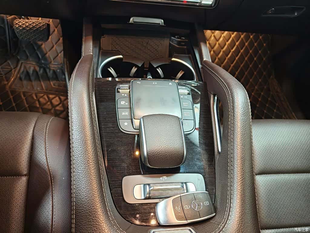 Mercedes-Benz GLE, 2021 14