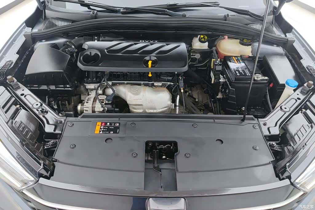 Roewe i5, 2021 10