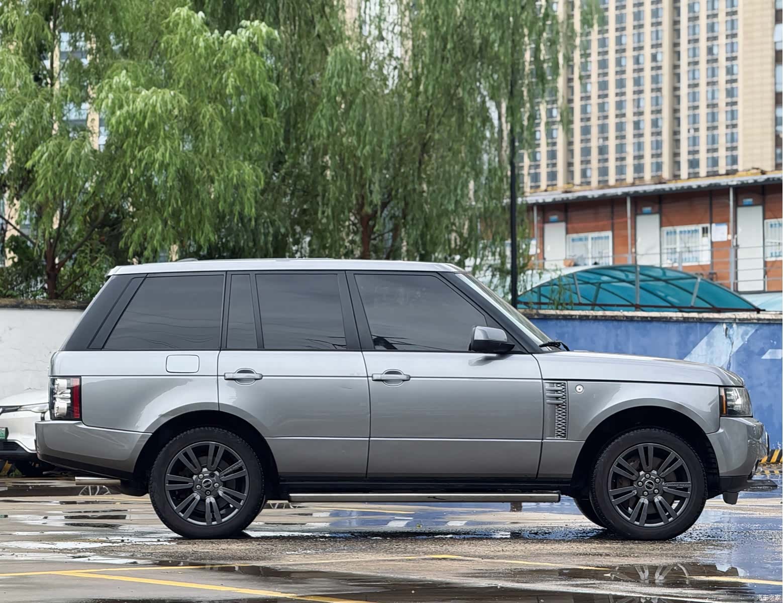 Land Rover Range Rover, 2012 4