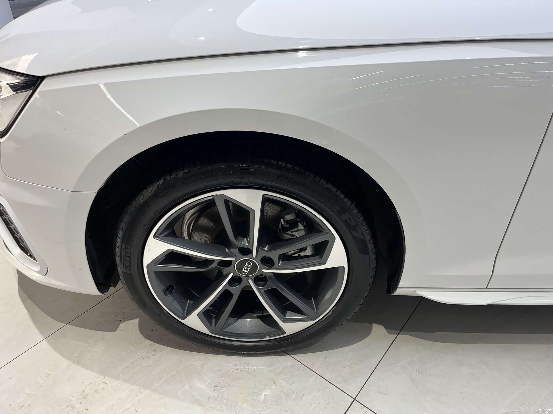 Audi A4L, 2022 13