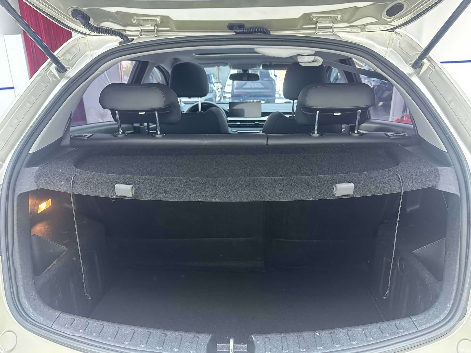 Geely X3, 2022 12