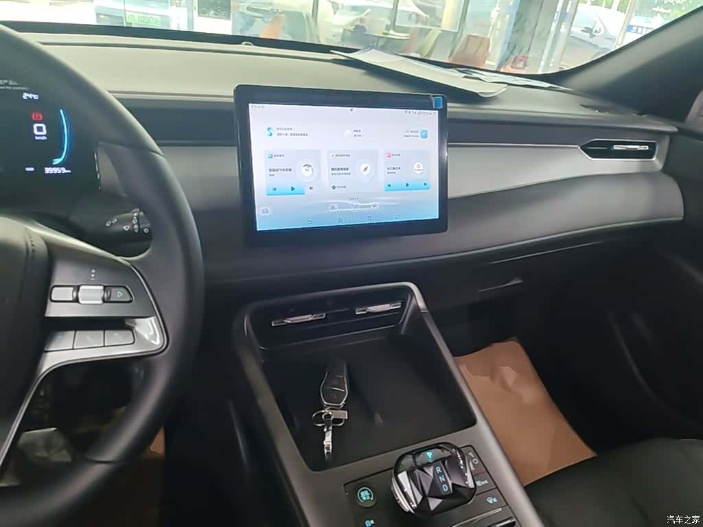 BYD Qin, 2025 10