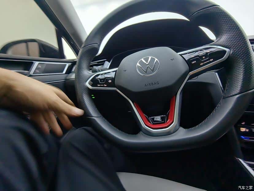 Volkswagen Magotan, 2023 7