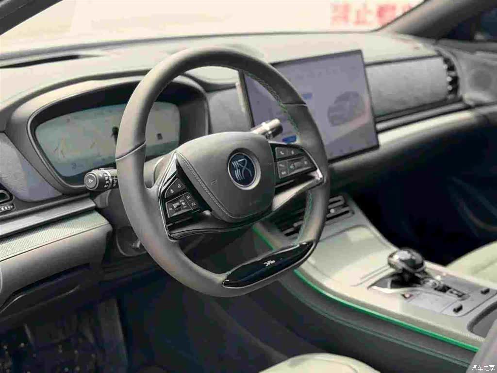 BYD Han, 2023 15
