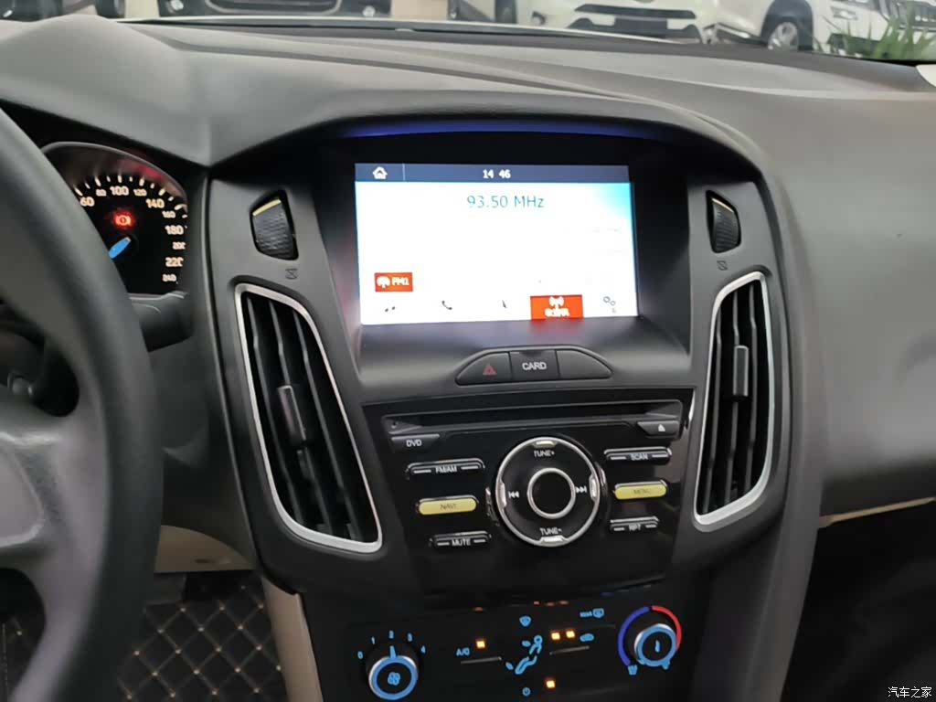 Ford Focus, 2018 13