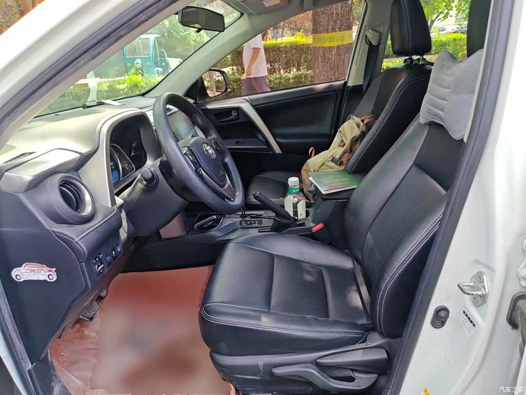 Toyota RAV4, 2018 12