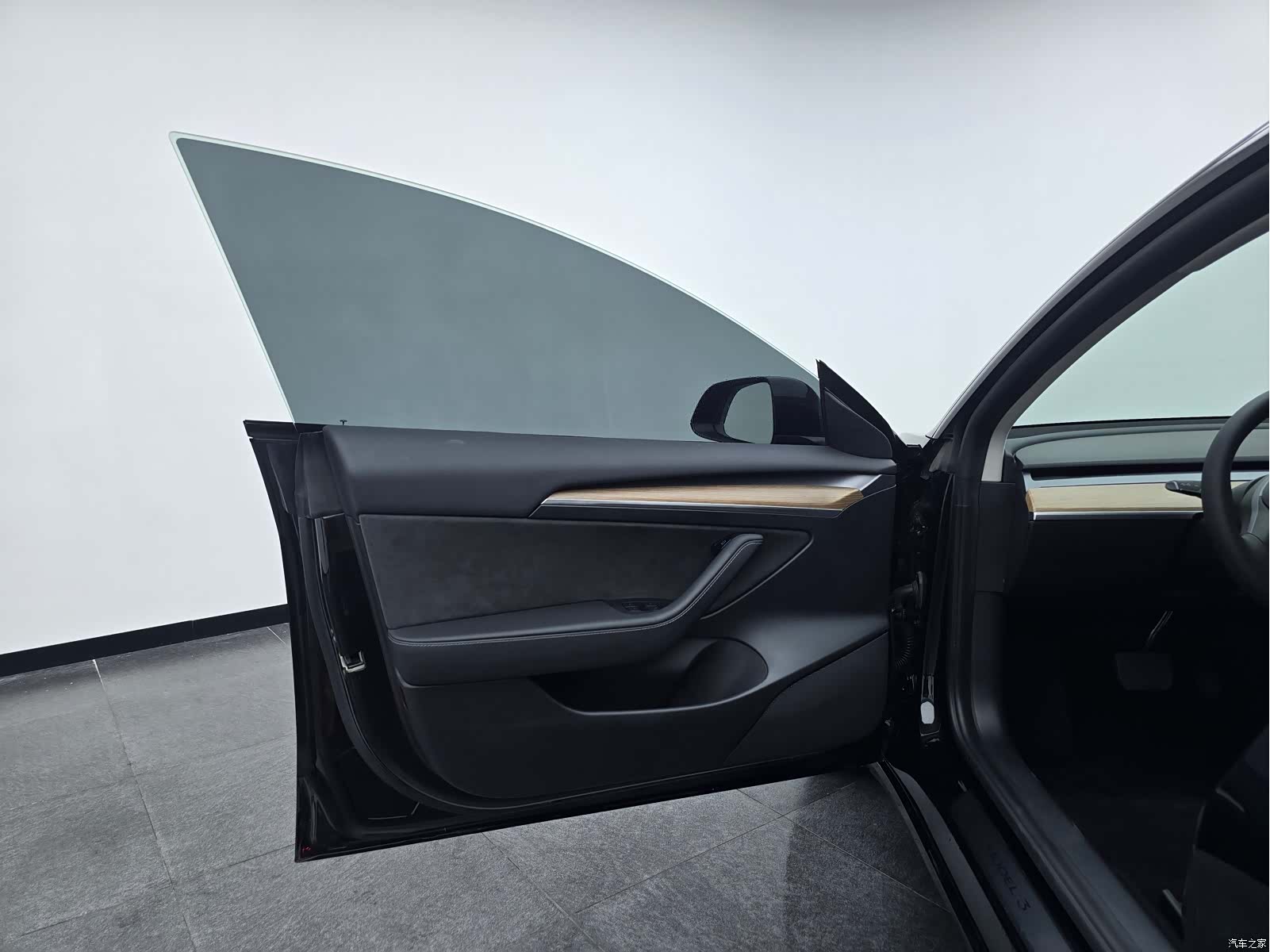 Tesla Model 3, 2021 19