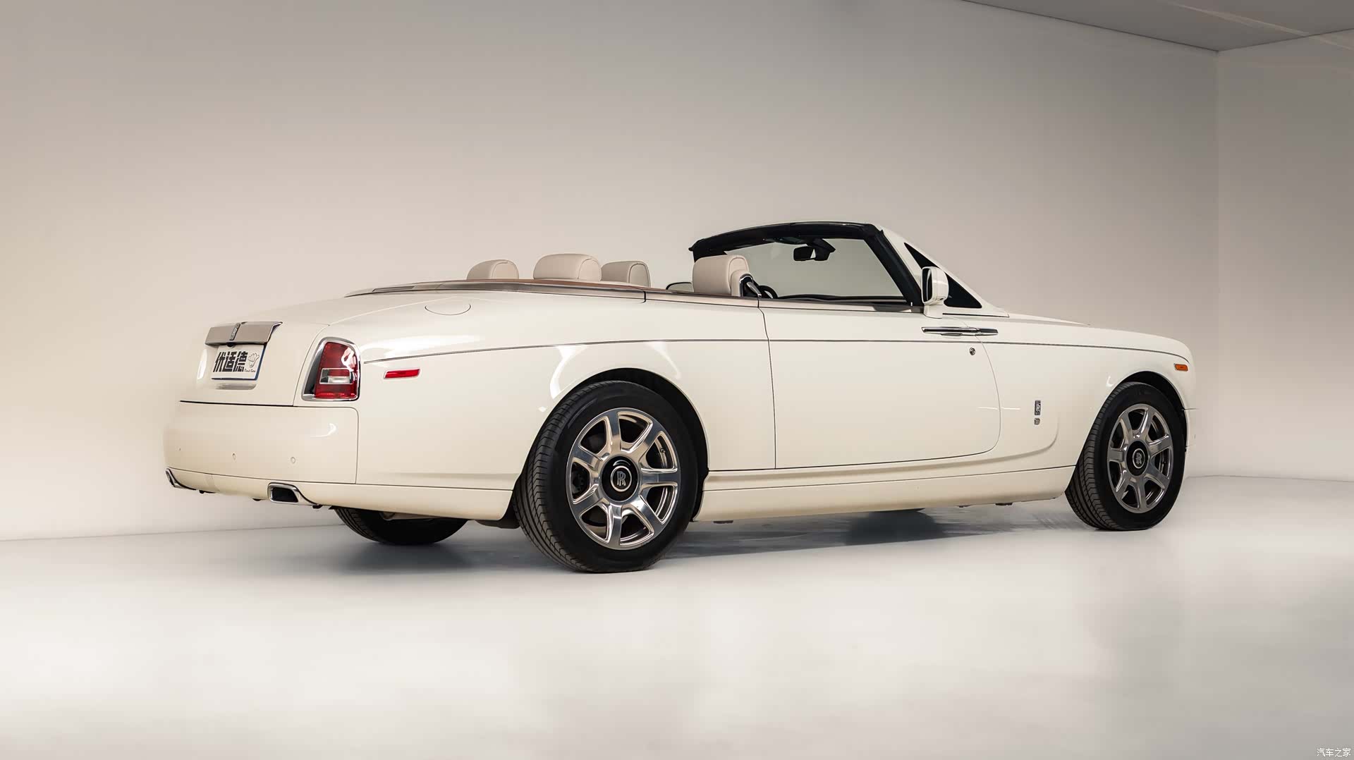 Rolls-Royce Phantom, 2015 6