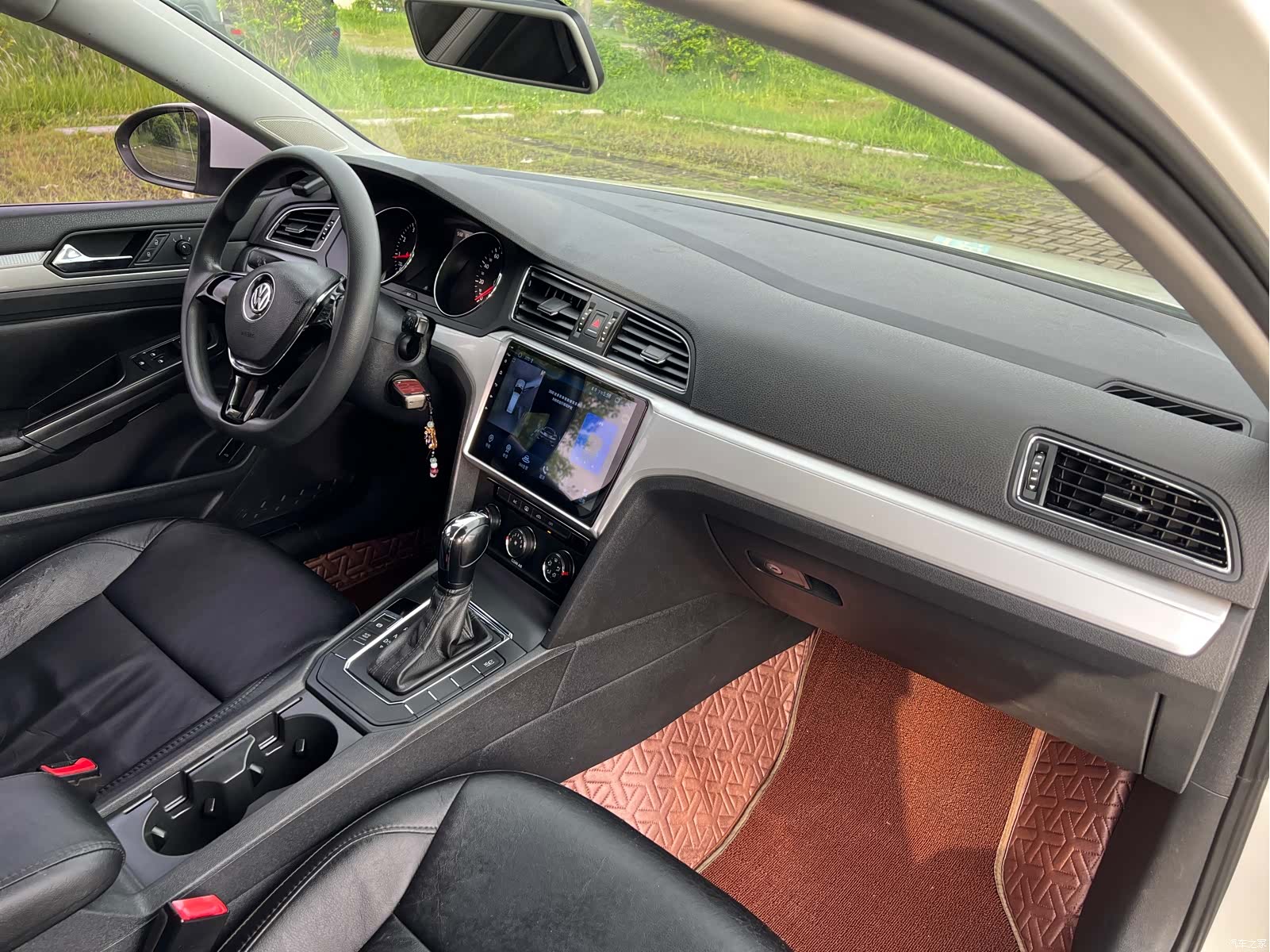 Volkswagen Lamando, 2016 12