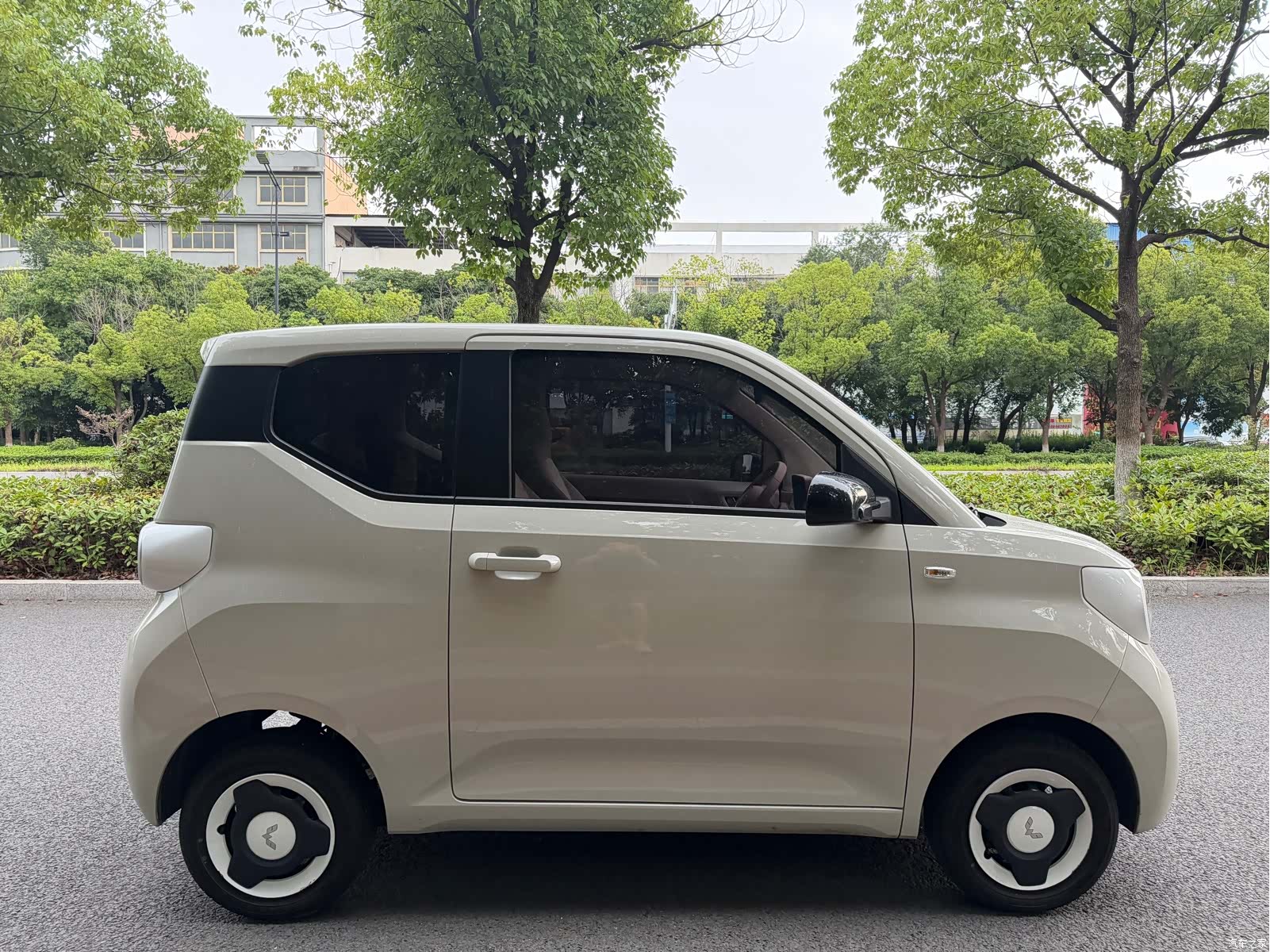 Wuling MINIEV, 2025 4