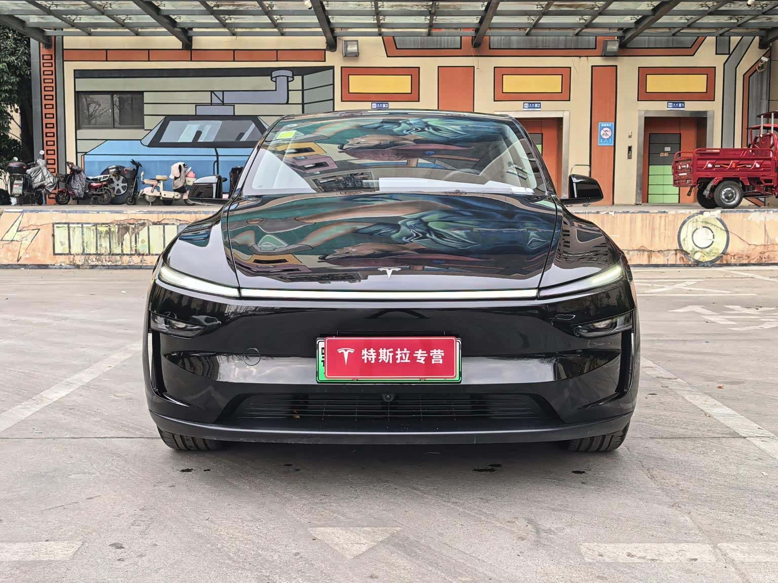 Tesla Model Y, 2025 2