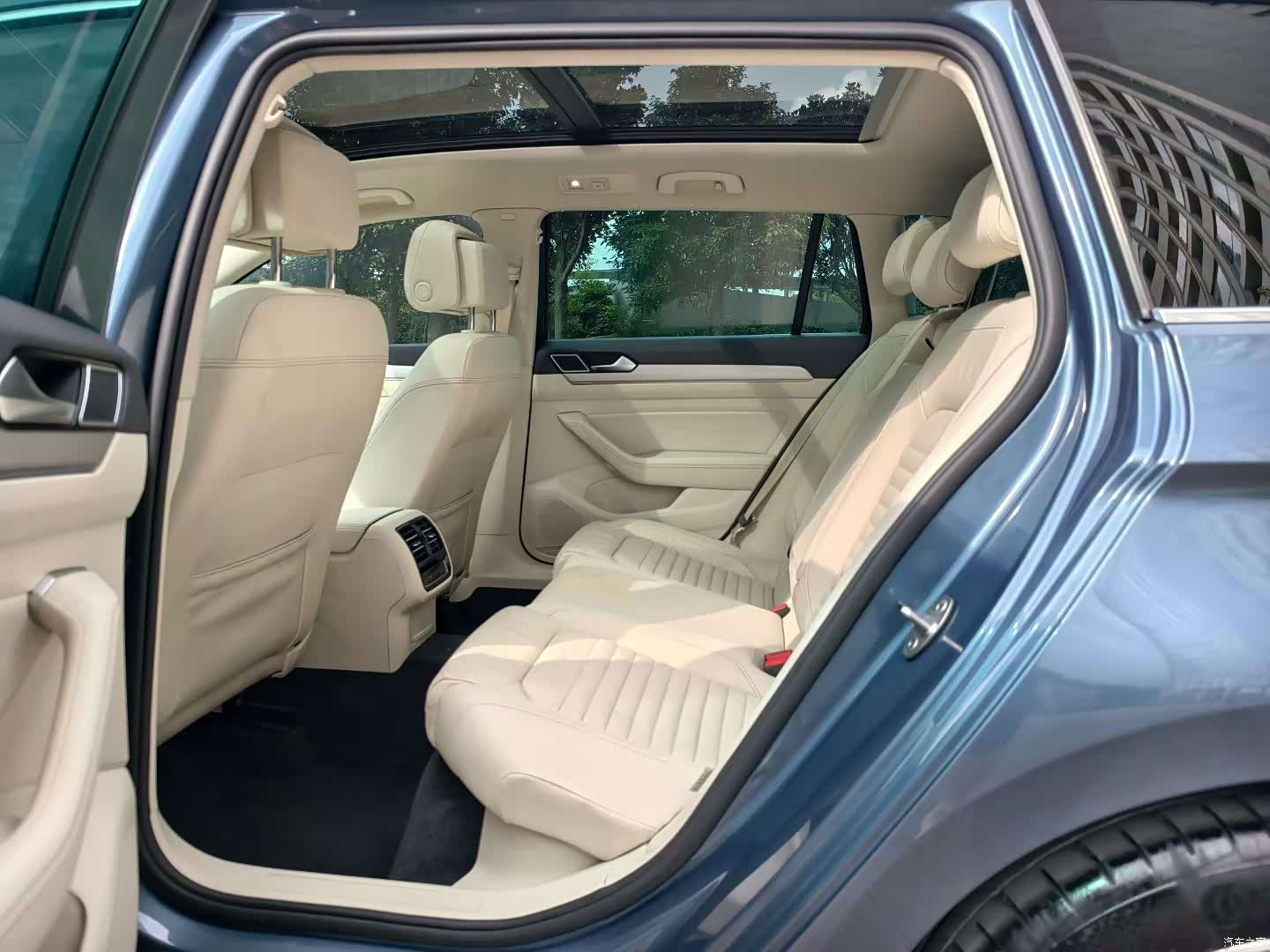 Volkswagen Variant, 2016 6