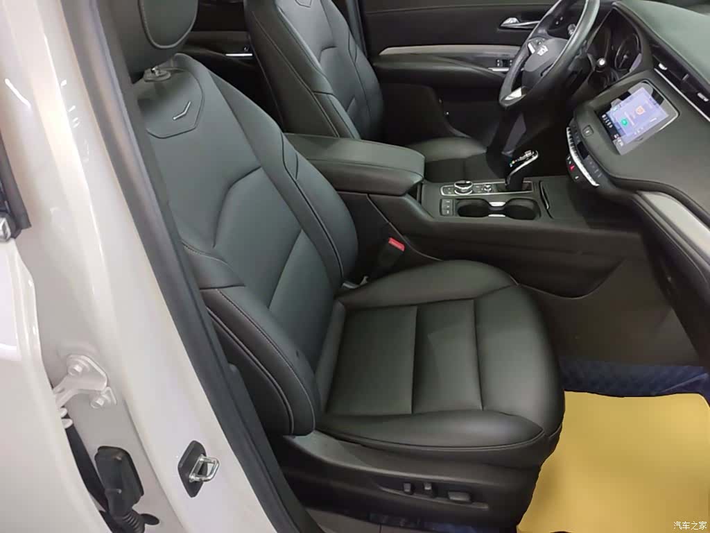 Cadillac XT4, 2021 25