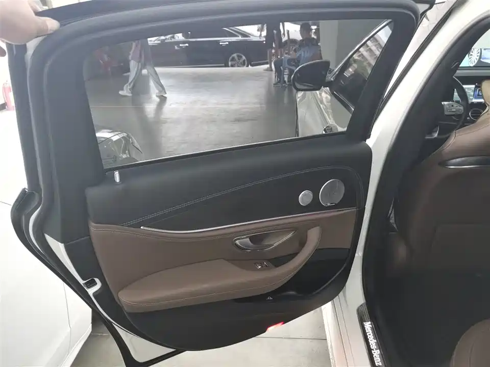 Mercedes-Benz E-class Mercedes-Benz E-class