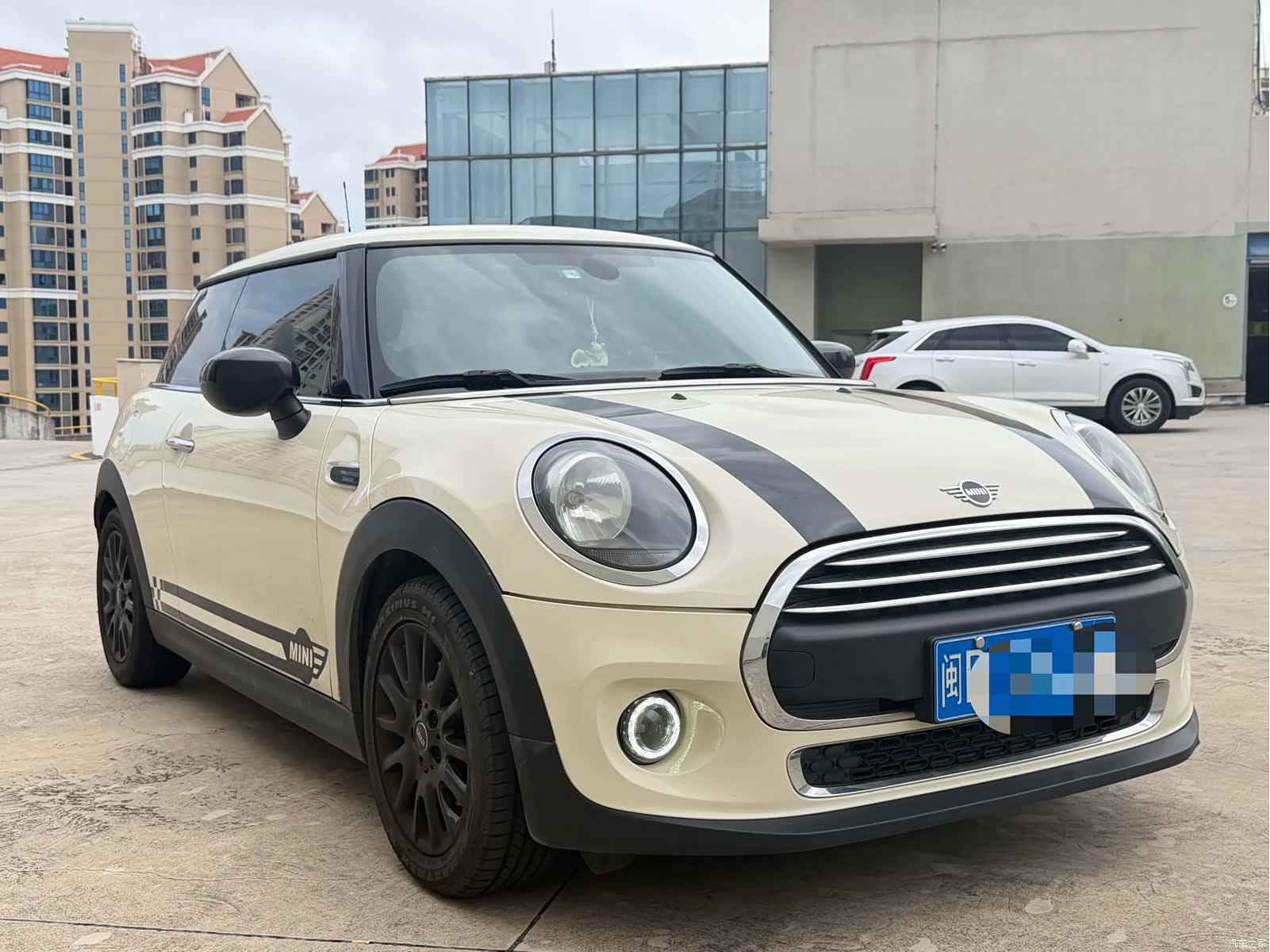 Mini ONE, 2021 3