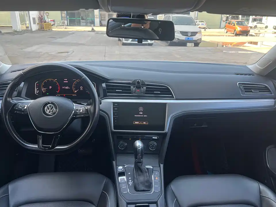 Volkswagen Lingdu
