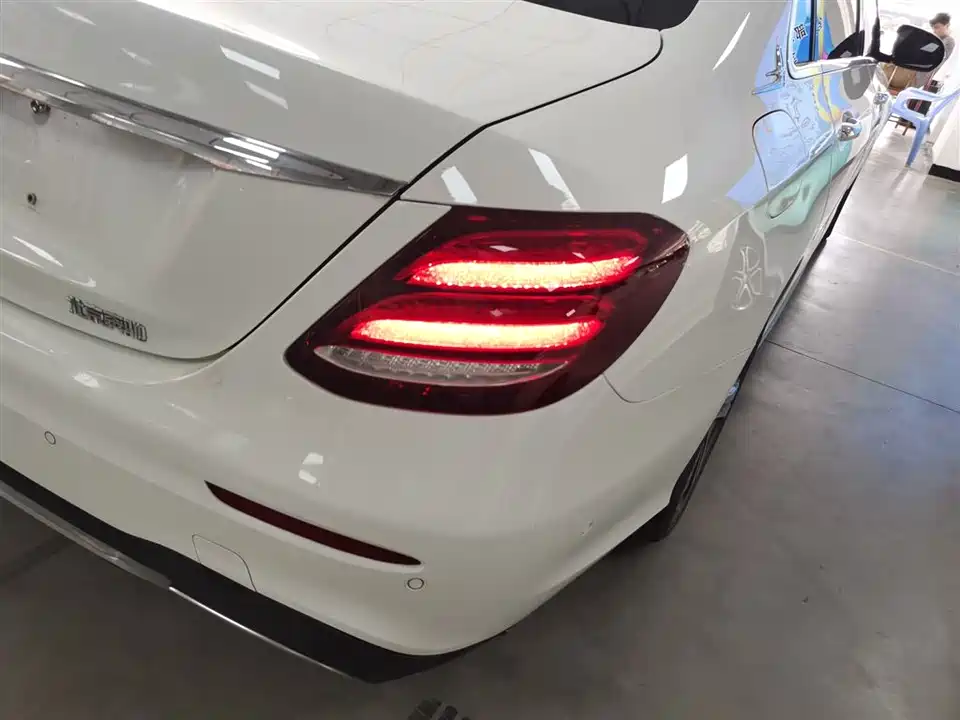 Mercedes-Benz E-class Mercedes-Benz E-class
