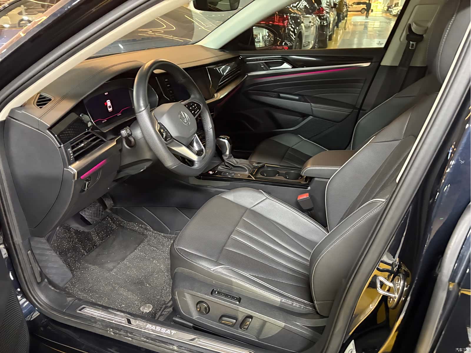 Volkswagen Passat, 2024 4