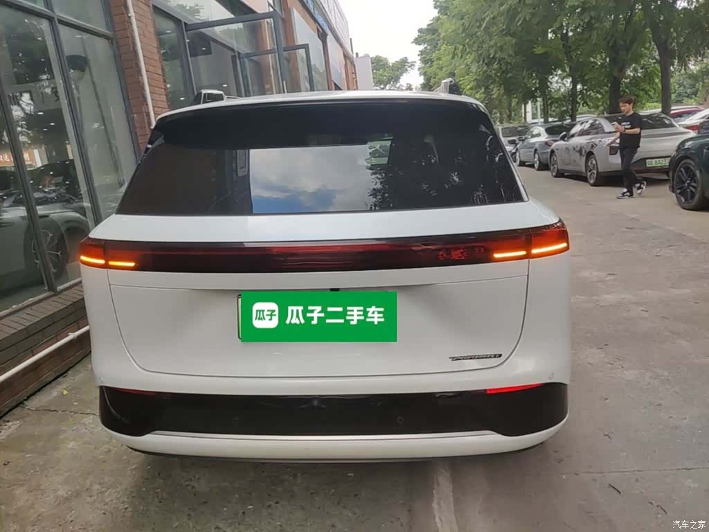 Xpeng G9, 2025 4