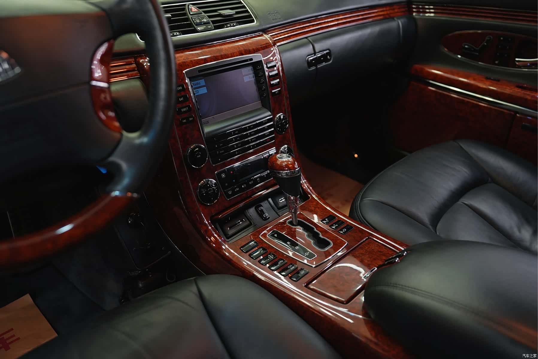 Maybach 62, 2011 28