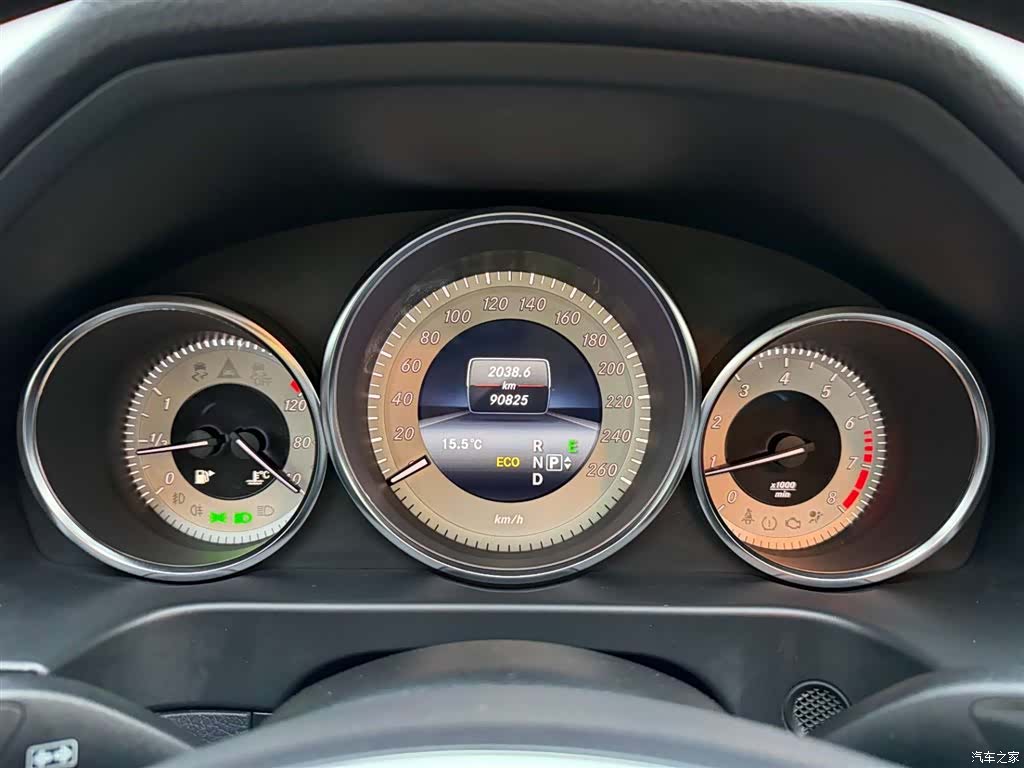 Mercedes-Benz E-Class, 2014 22