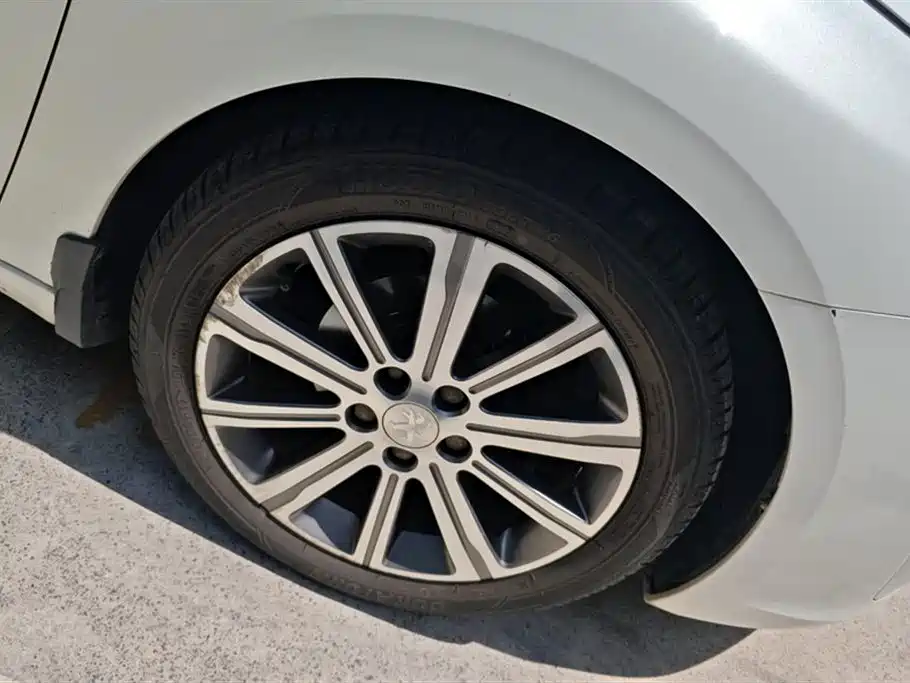 Peugeot 408 Peugeot 408