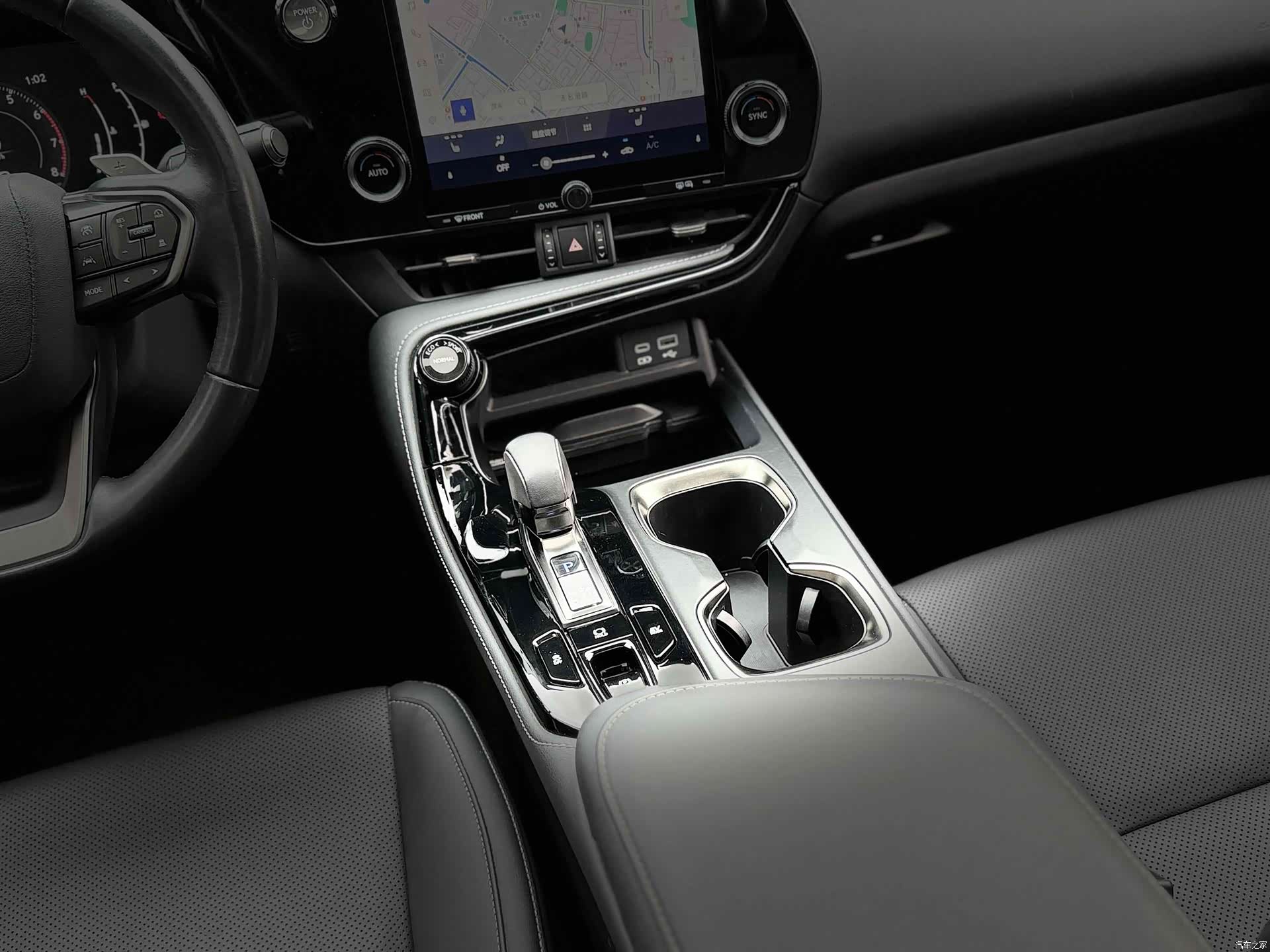 Lexus NX, 2022 12