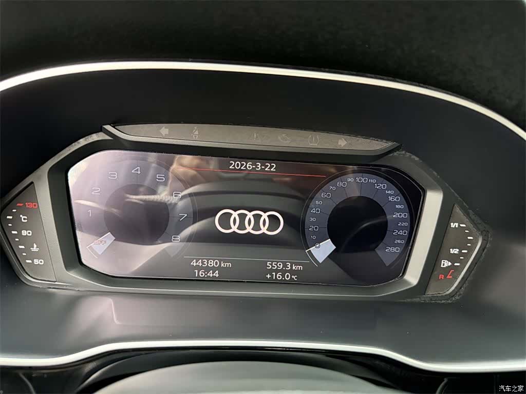 Audi Q3, 2021 10