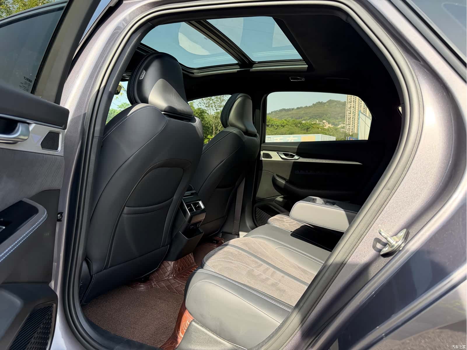Geely Preface, 2025 15